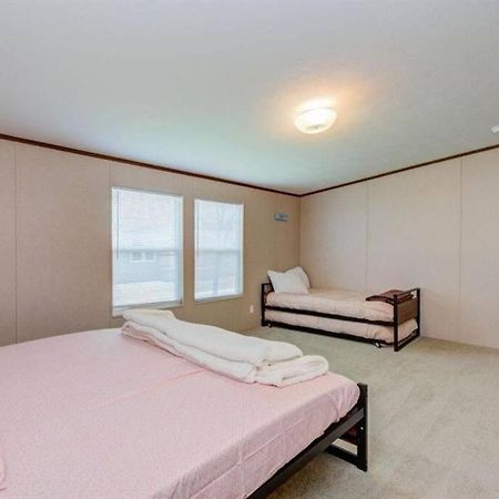 Seaside Serenity - Holiday Home Sleeps 10 ดิกคินสัน ภายนอก รูปภาพ